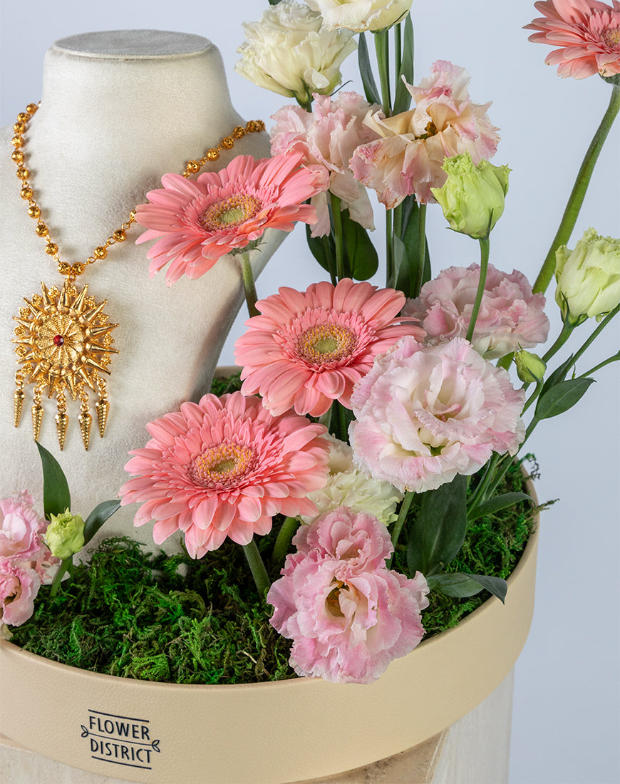 Blush Elegance Flower Leather Tray - Image 3