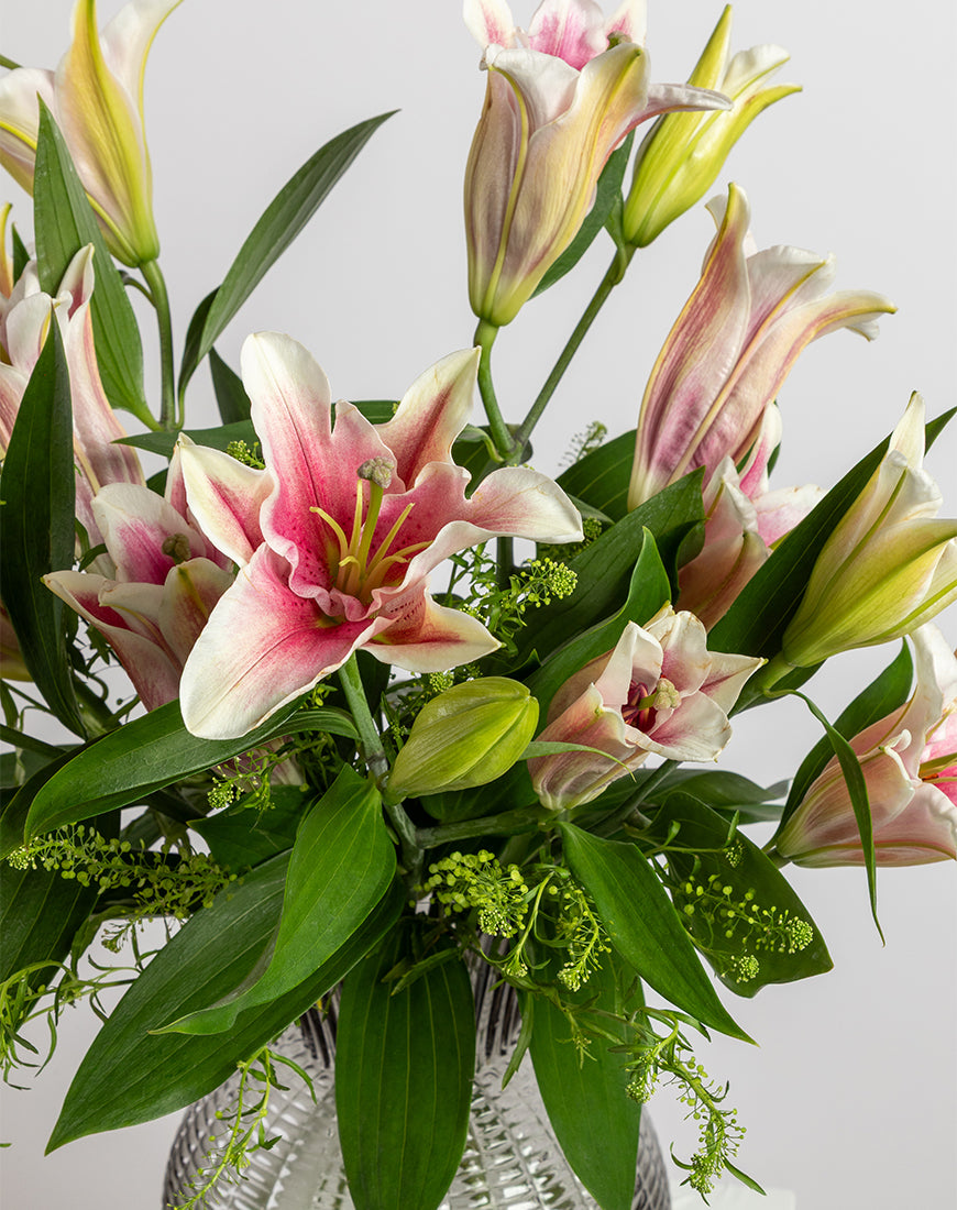 Casablanca Lily Elegance Vase - Image 3