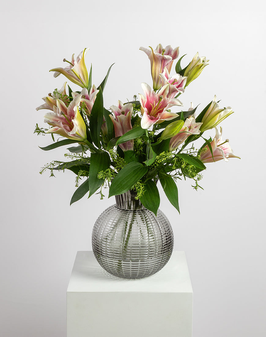 Casablanca Lily Elegance Vase - Image 5