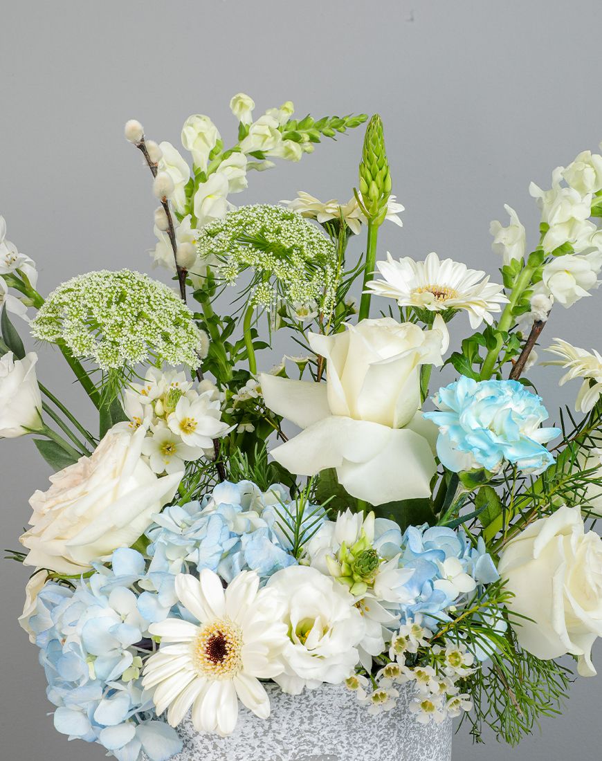 Antirrhinum White Vase - Image 6