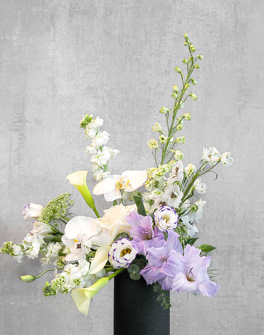 Blooming Grace Vase - Image 3