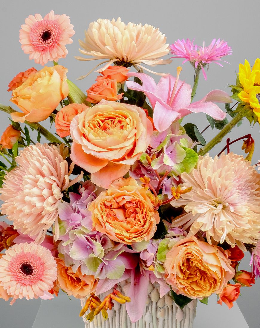 Chrysanthemum Peach Vase - Image 4