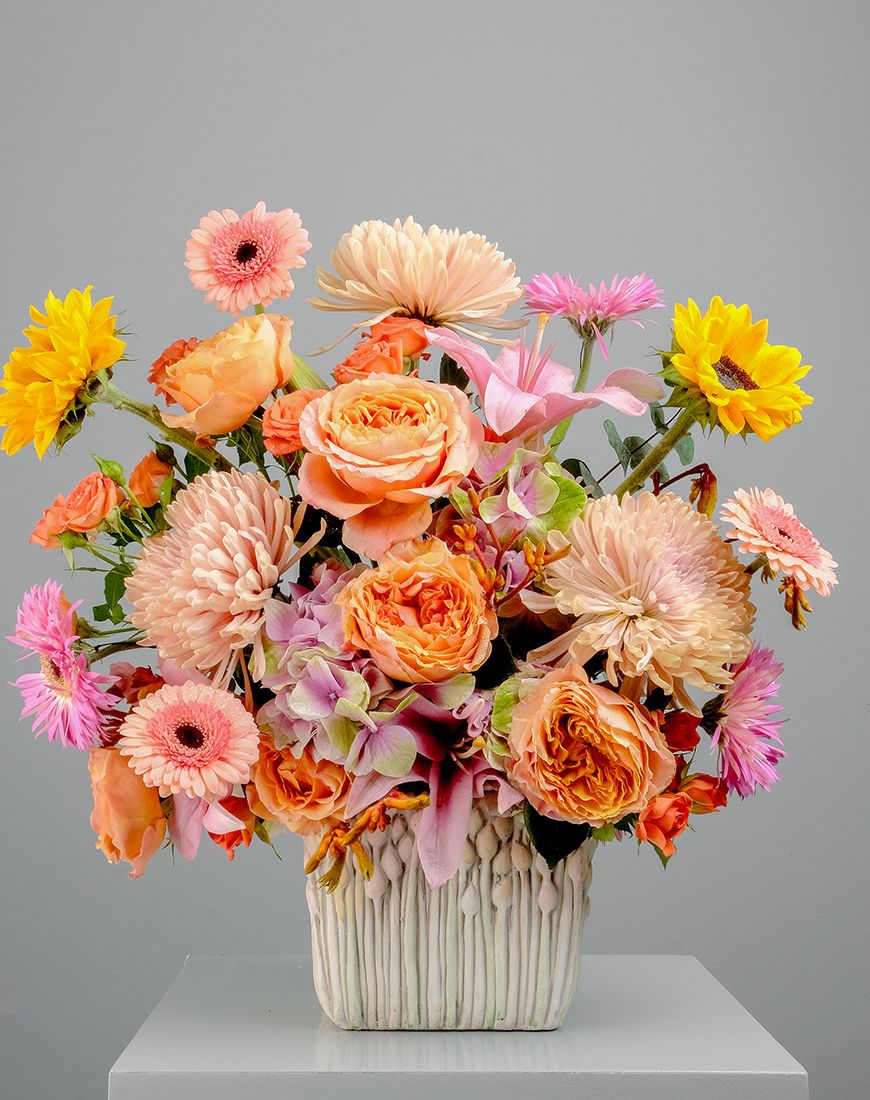 Chrysanthemum Peach Vase - Image 6