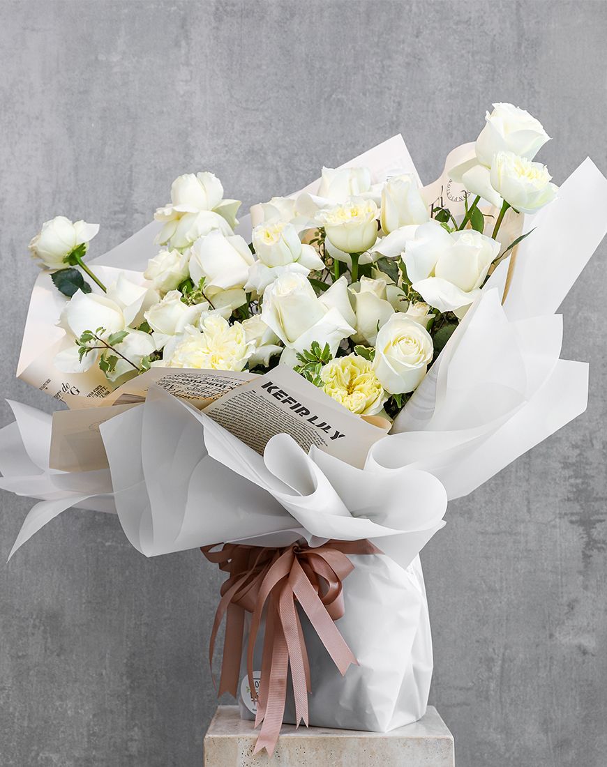 Crystal White Garden Bouquet - Image 9