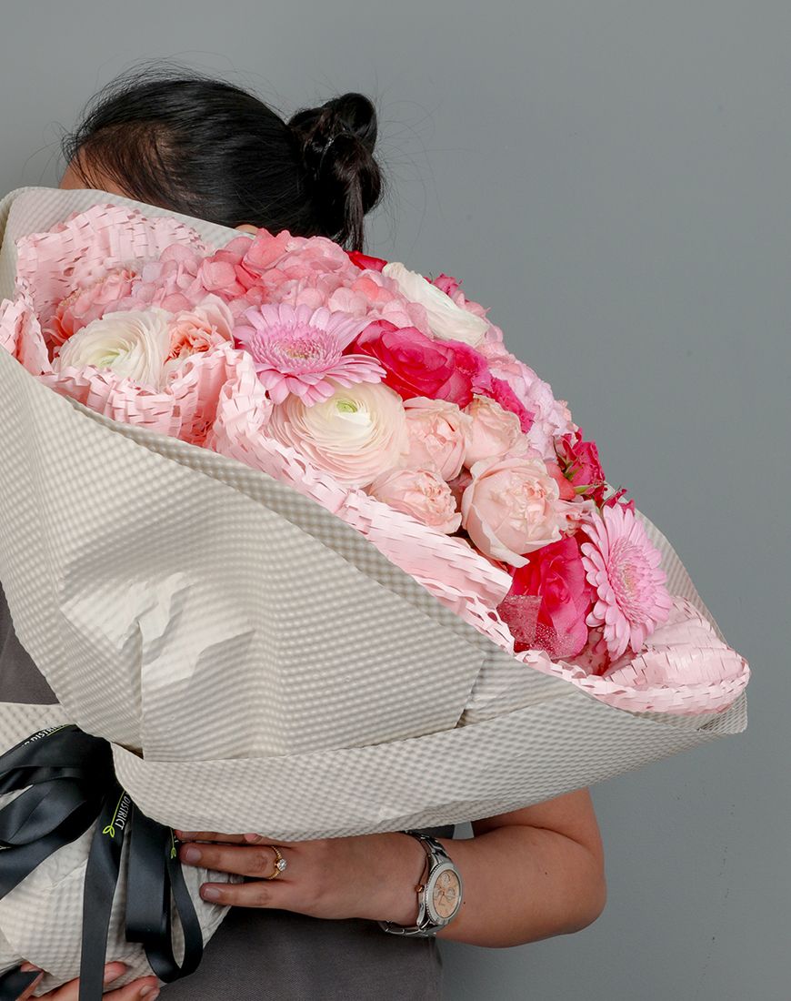 Enchanted Garden Rose Bouquet - Image 6