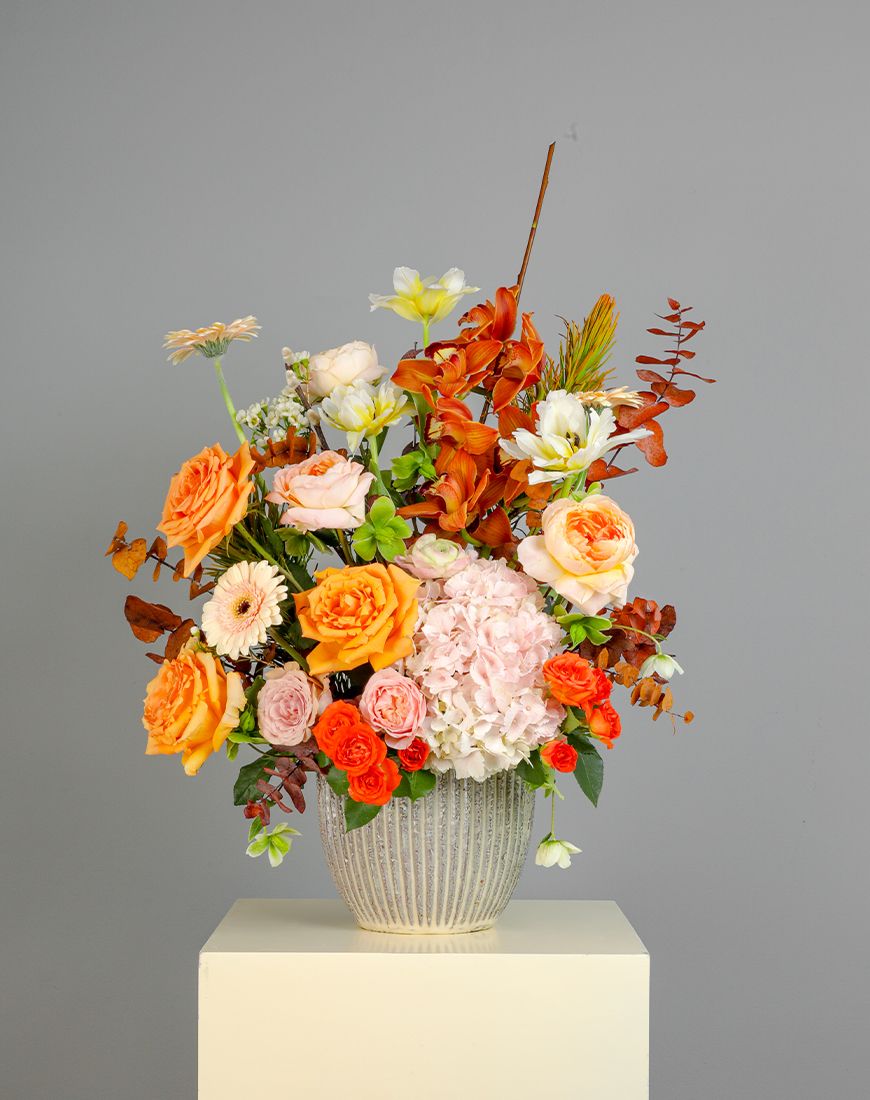 Floral Symphony Vase - Image 2