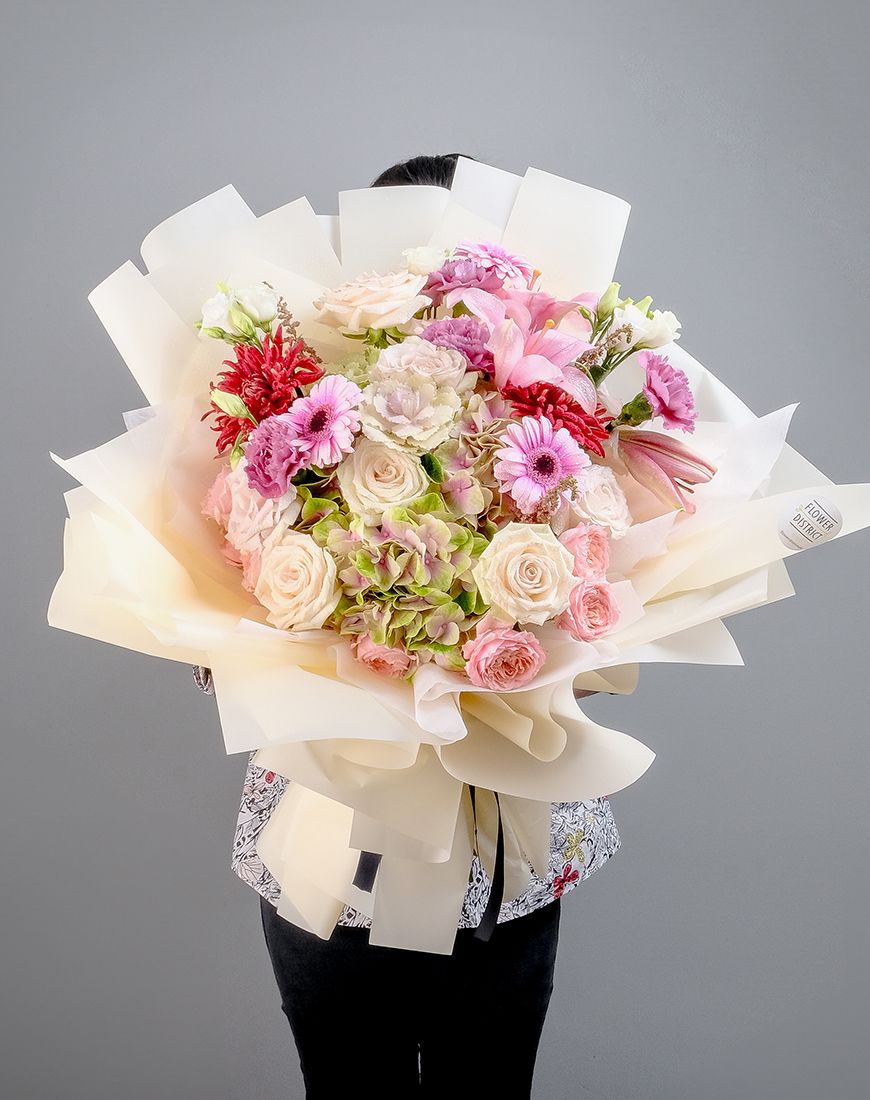 Lilac Flowers Bouquet - Image 3