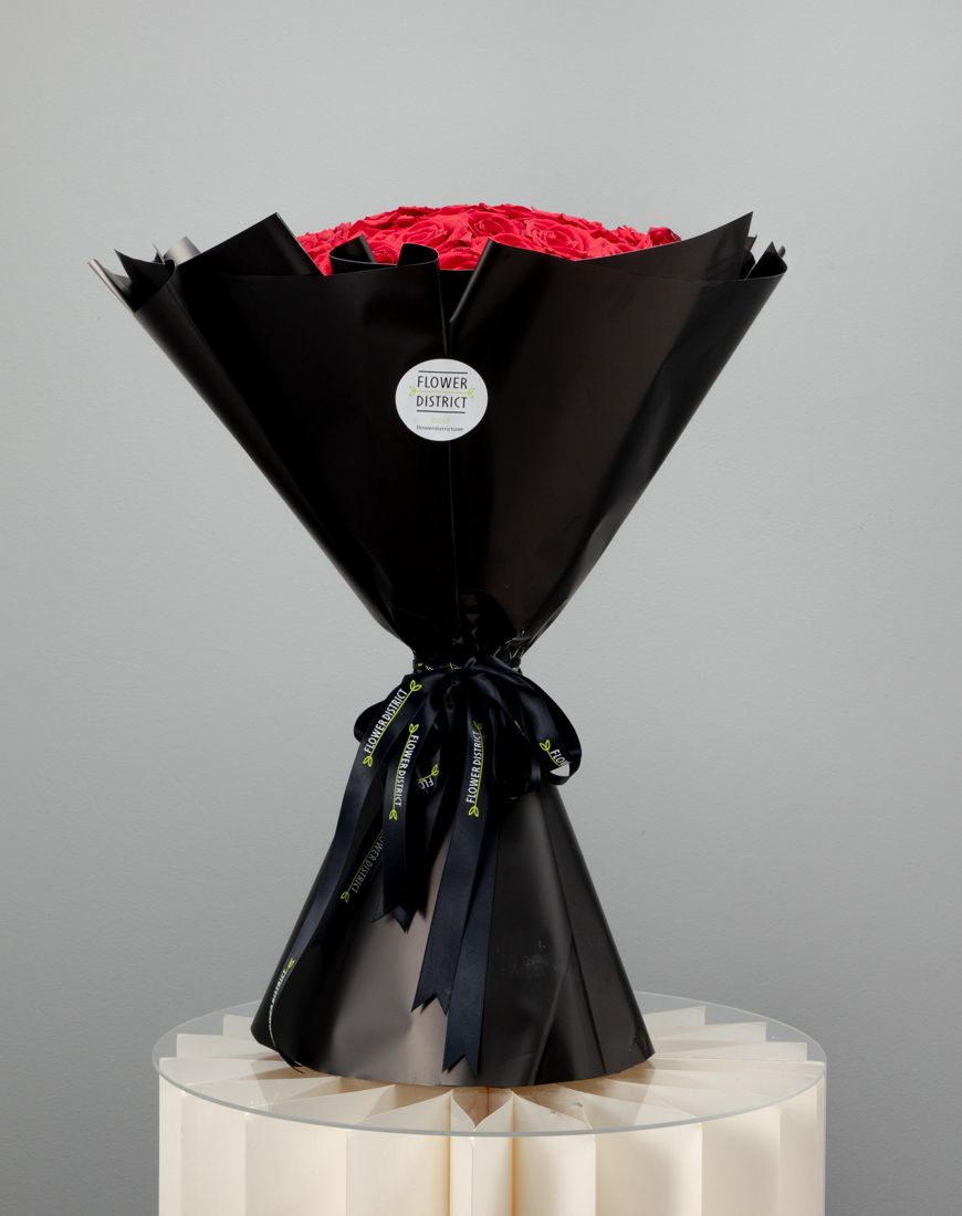 Luxury Red Roses - Image 8