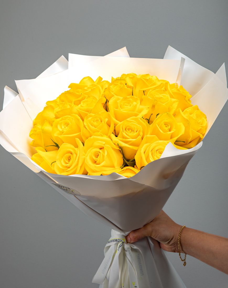 Luxury Yellow Roses - Image 5