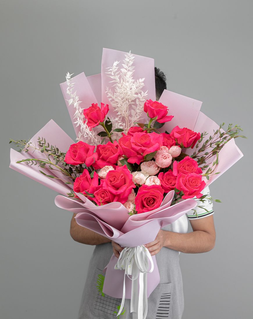 Rose Fuchsia Bouquet - Image 3