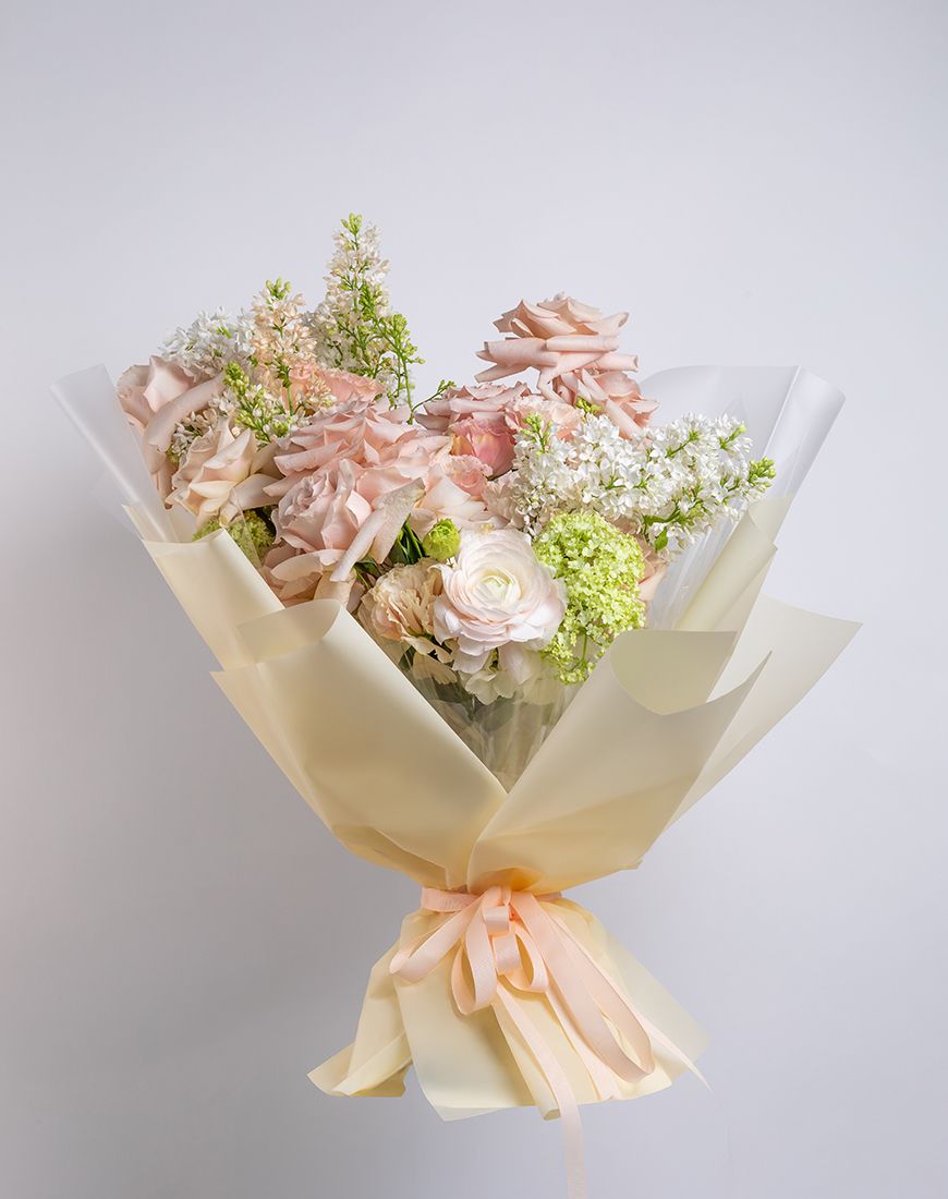 Season's Bloom Bouquet - Image 4