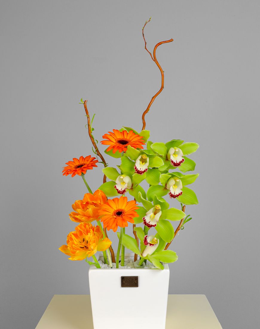 Summer Gerbera Orange Vase - Image 3