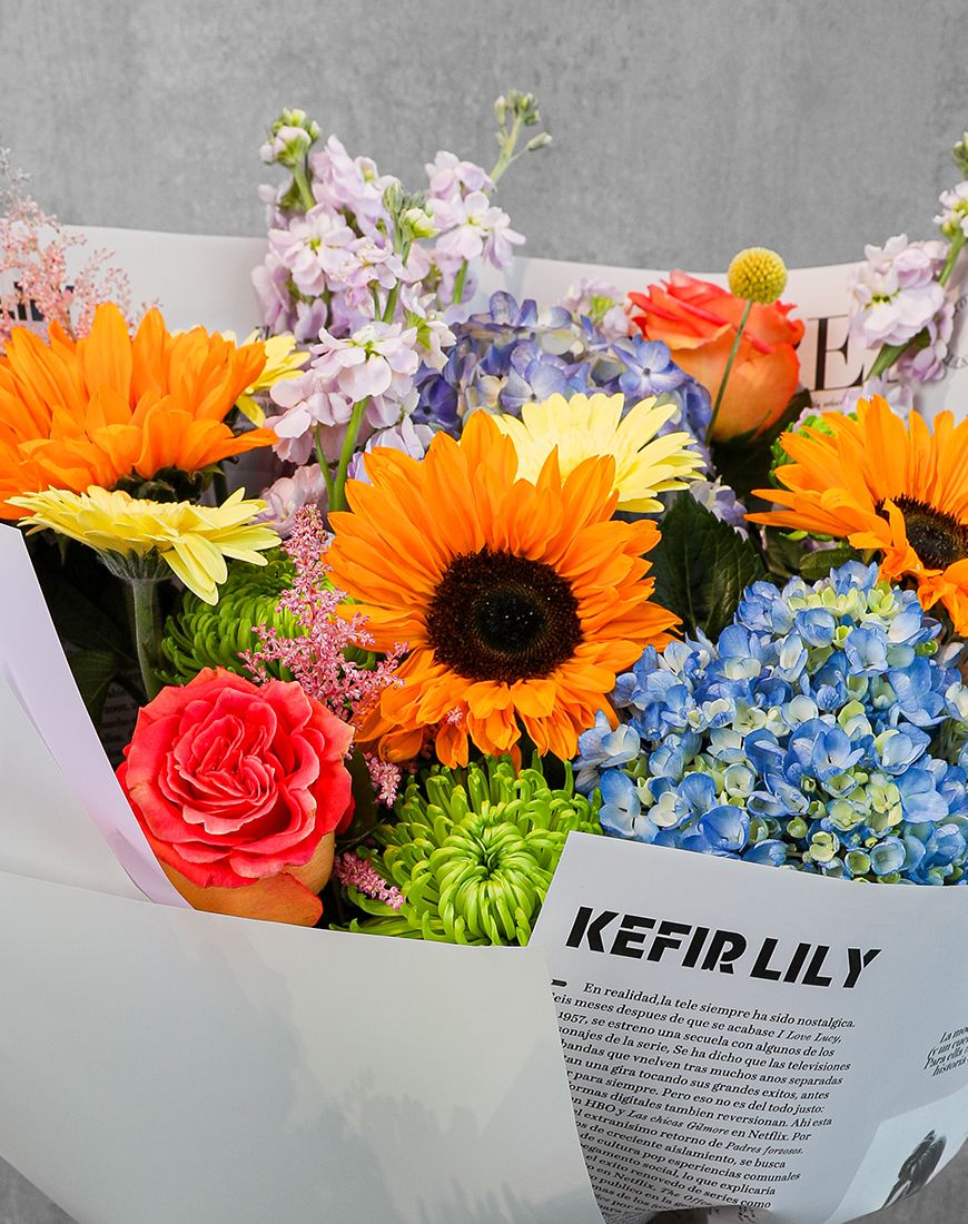 Sunny Blooms Bouquet - Image 6
