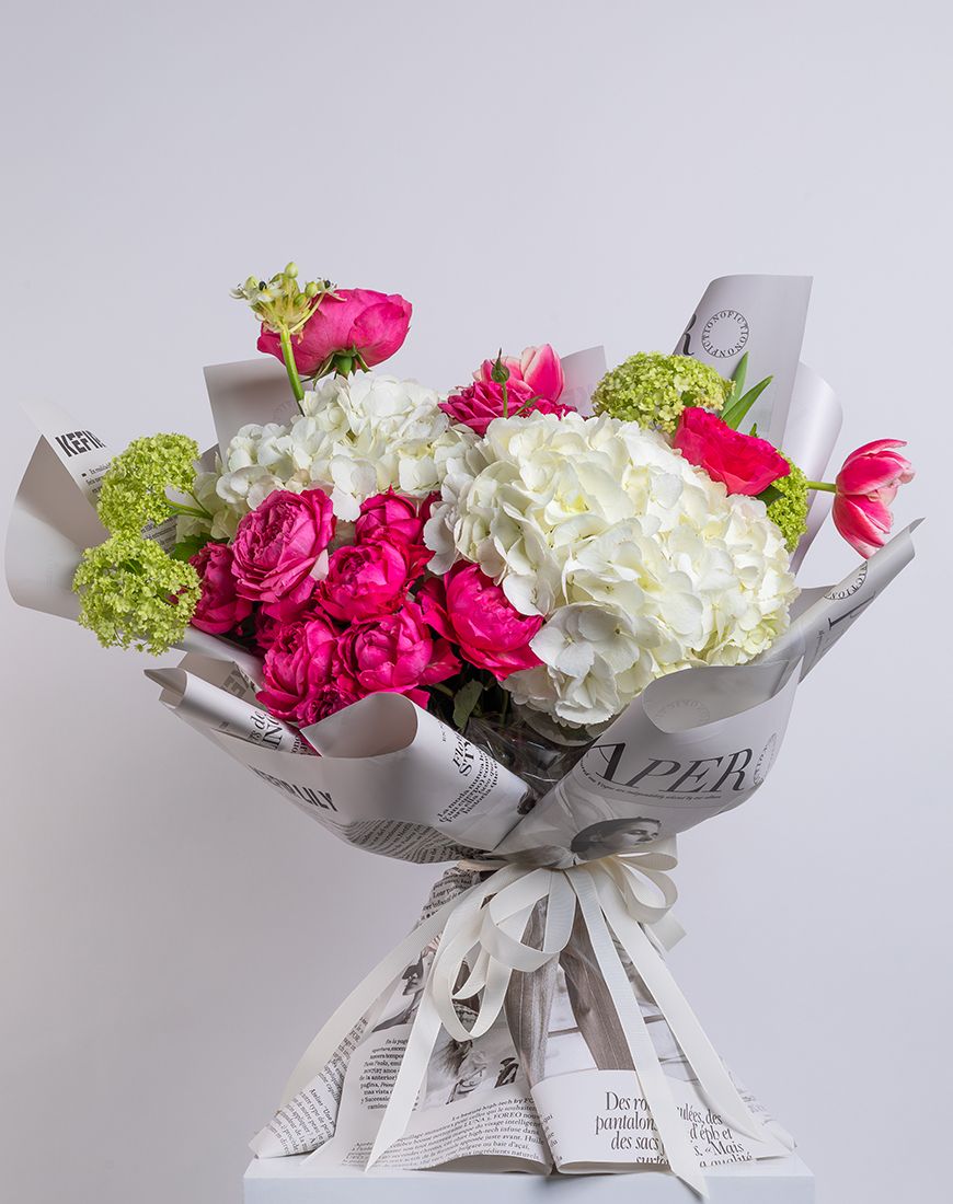 Velvet Petals Bouquet - Image 3