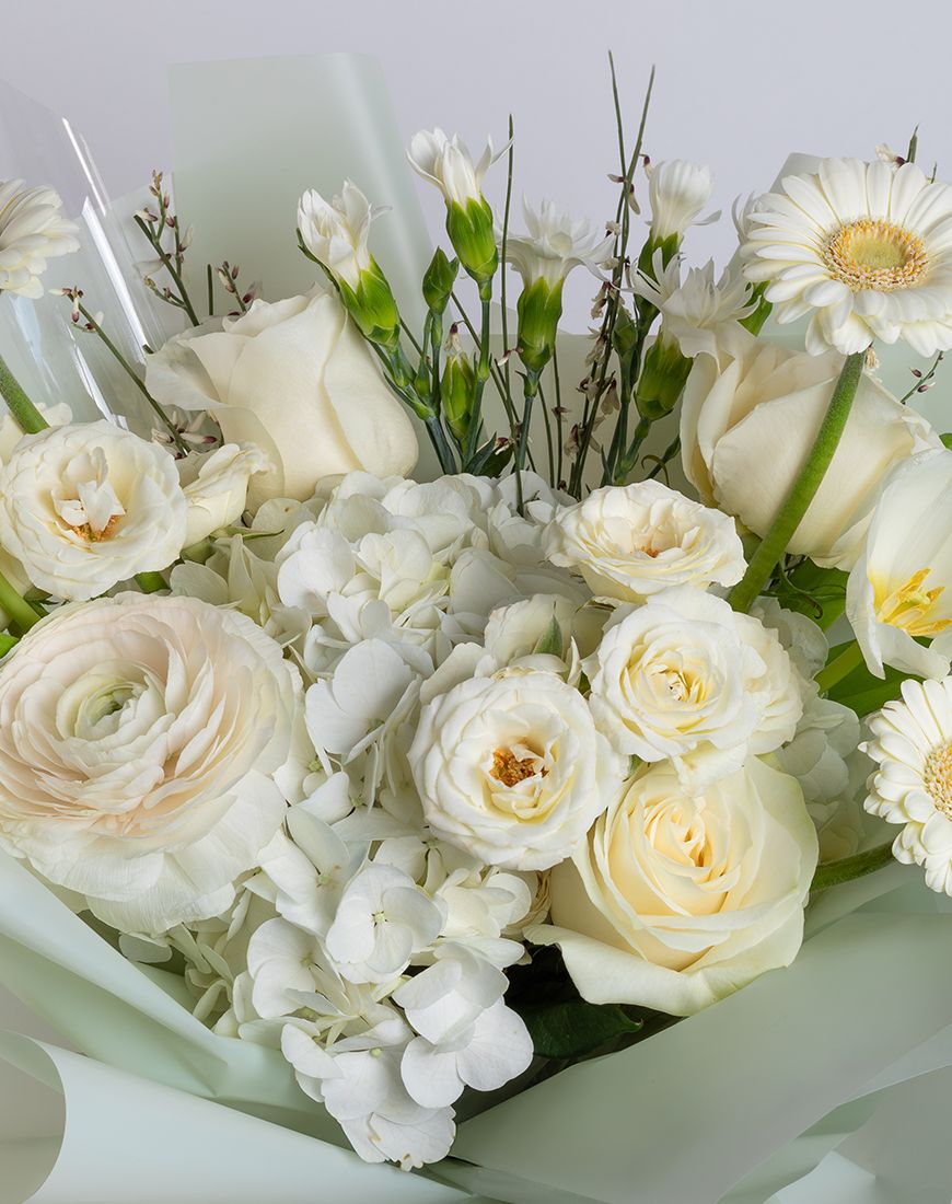 White Elegance Bouquet - Image 2