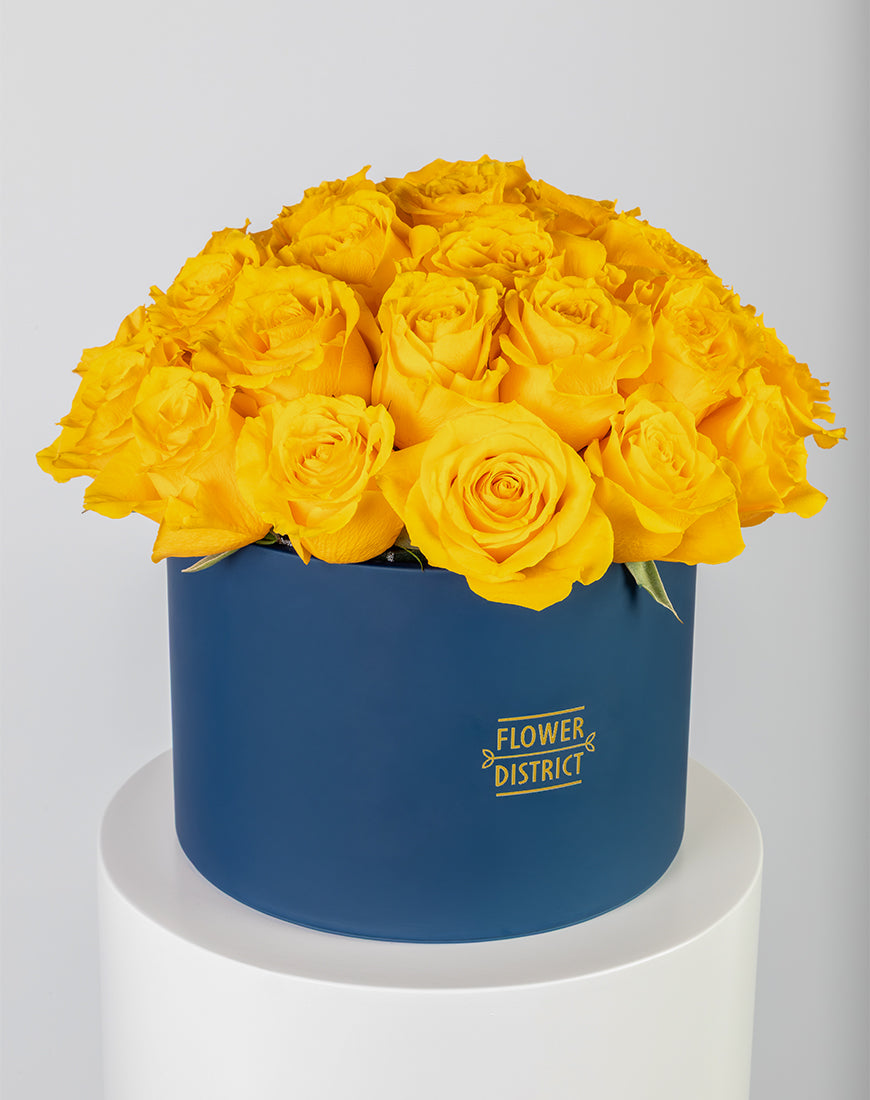 Golden Sunshine Yellow Rose Large Box Arrangement - Image 4