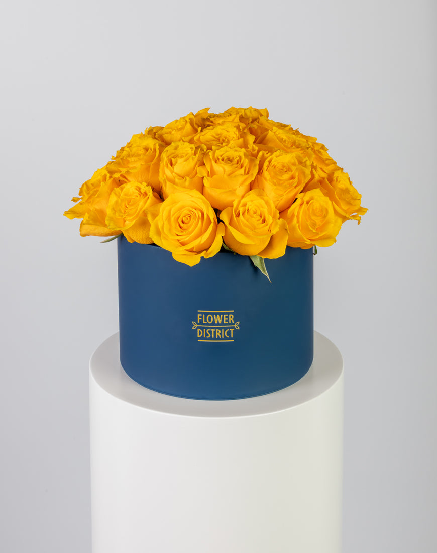 Golden Sunshine Yellow Rose Large Box Arrangement - Image 5