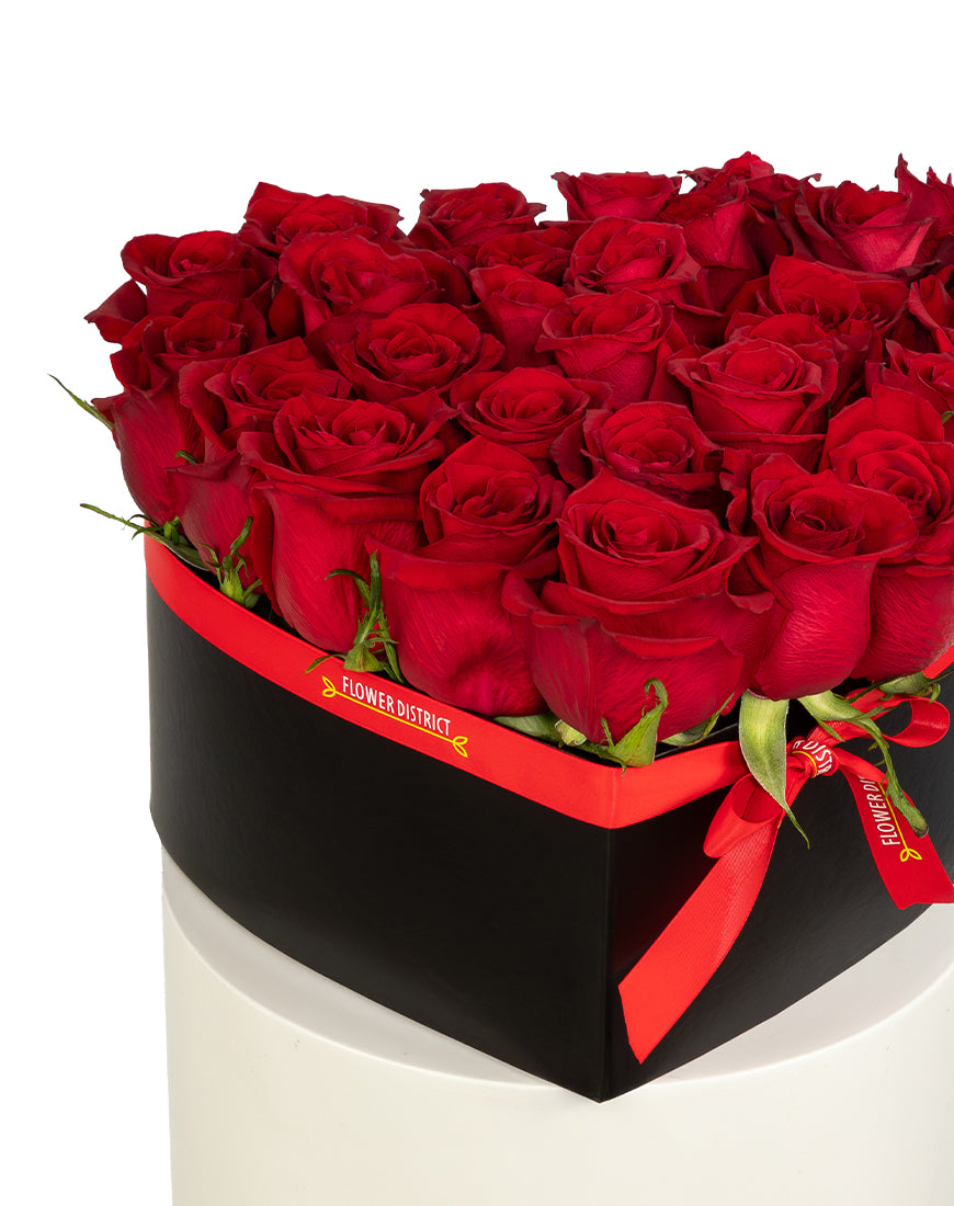 Passionate Heart Medium Black Rose Box Arrangement - Image 2