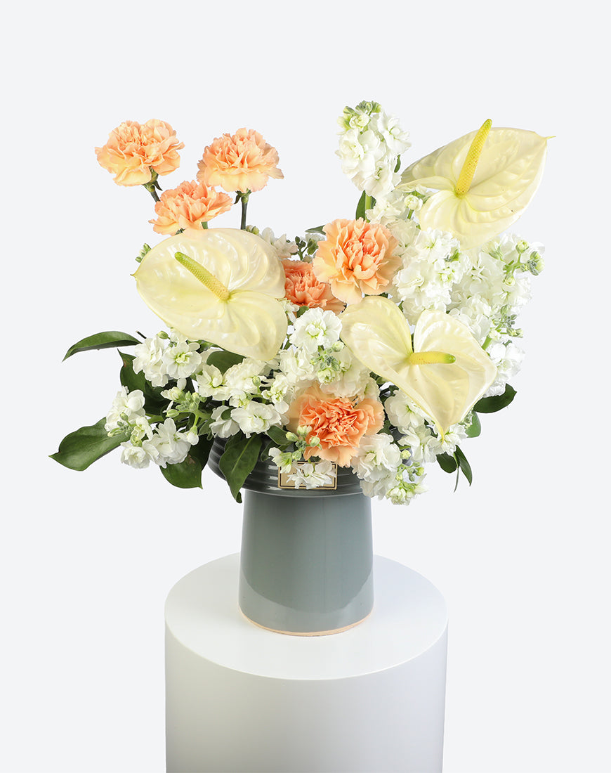 Peach Delight Flower Vase - Image 2