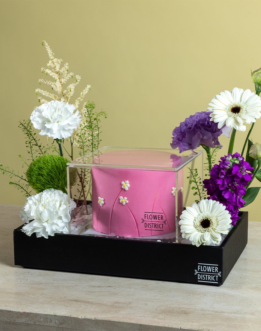 Pink Cake & Gerbera Charm Box - Image 3