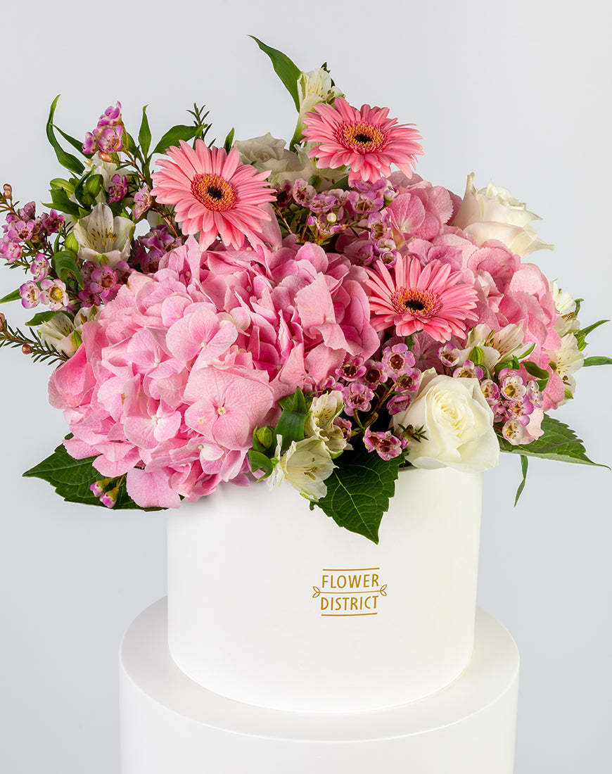 Pink & White Grandeur Large Box Arrangement - Image 4