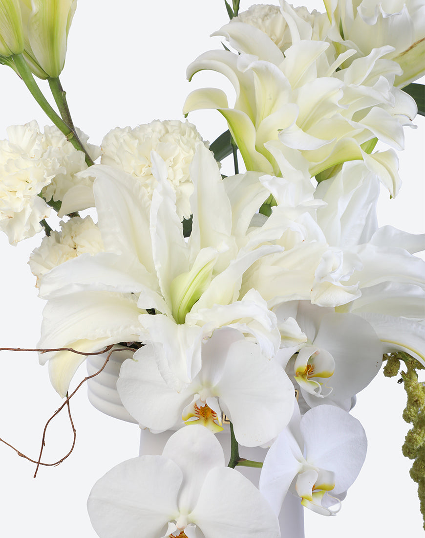 Pure Grace Flower Vase - Image 4