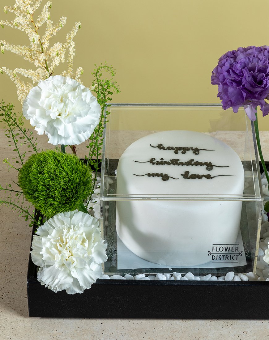 White Cake & Soft Blossom Box - Image 2