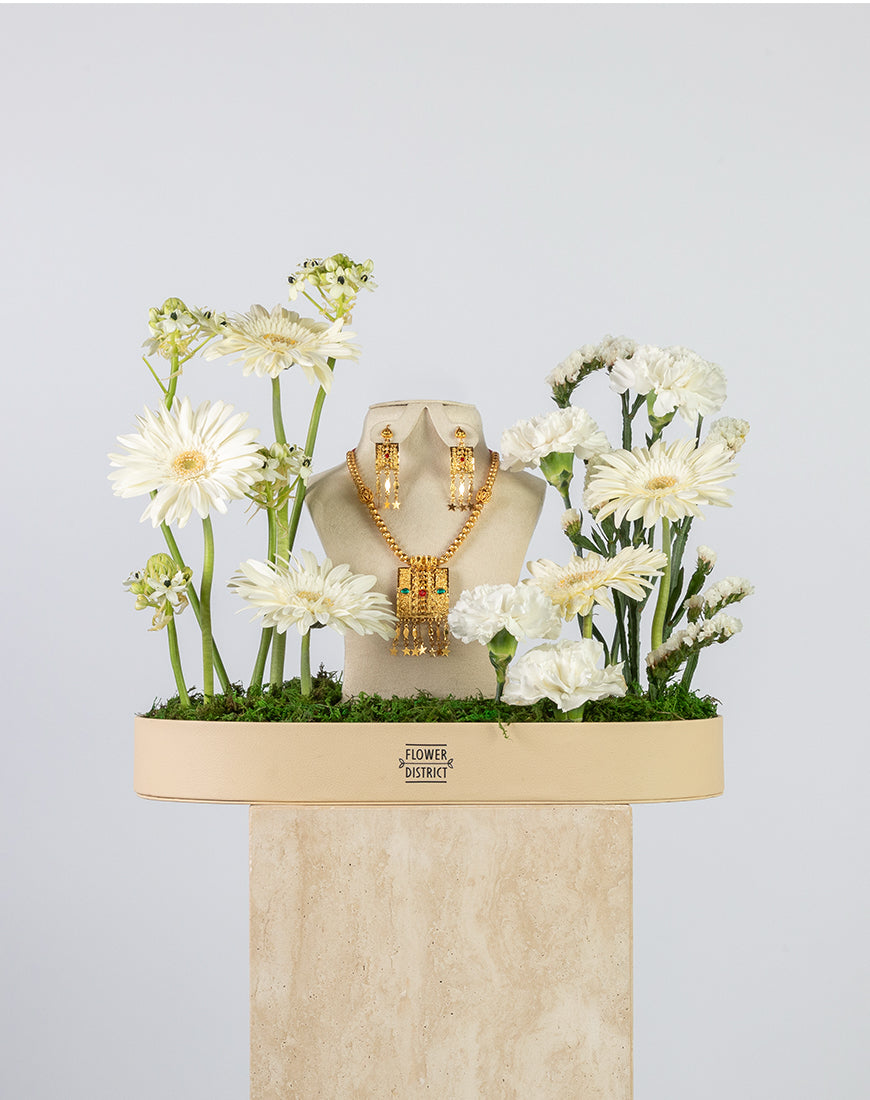 White Grace Flower Leather Tray