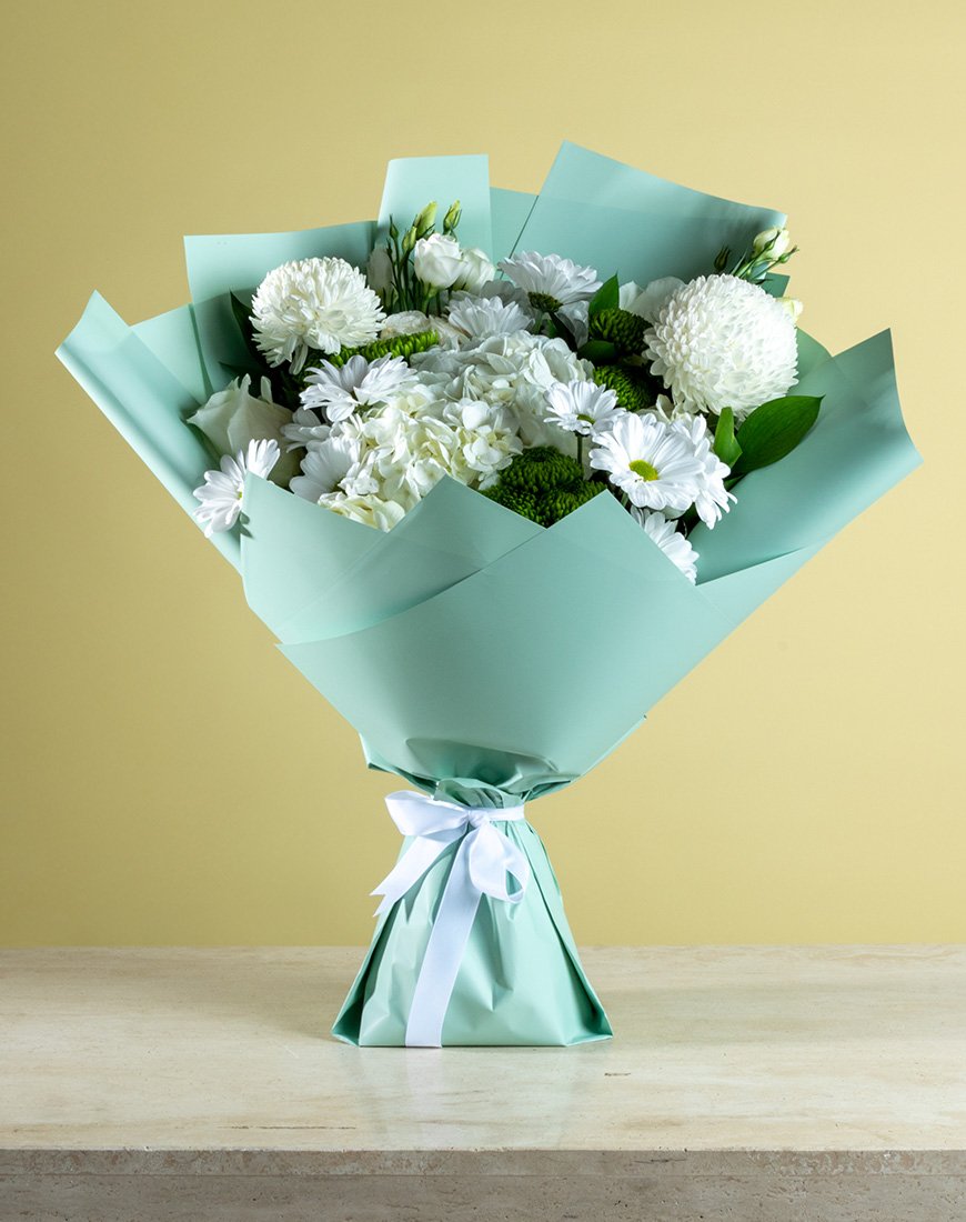 White Harmony Bouquet - Image 4
