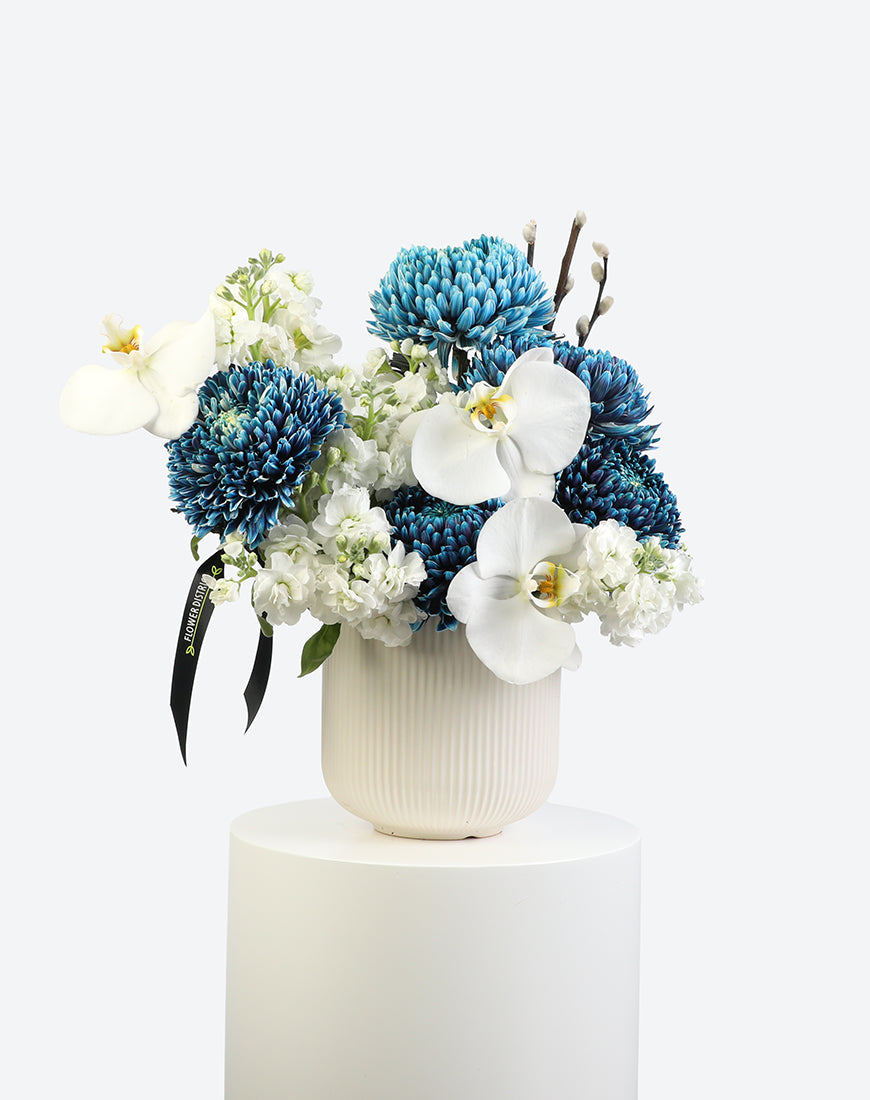 White Serenity Flower Vase