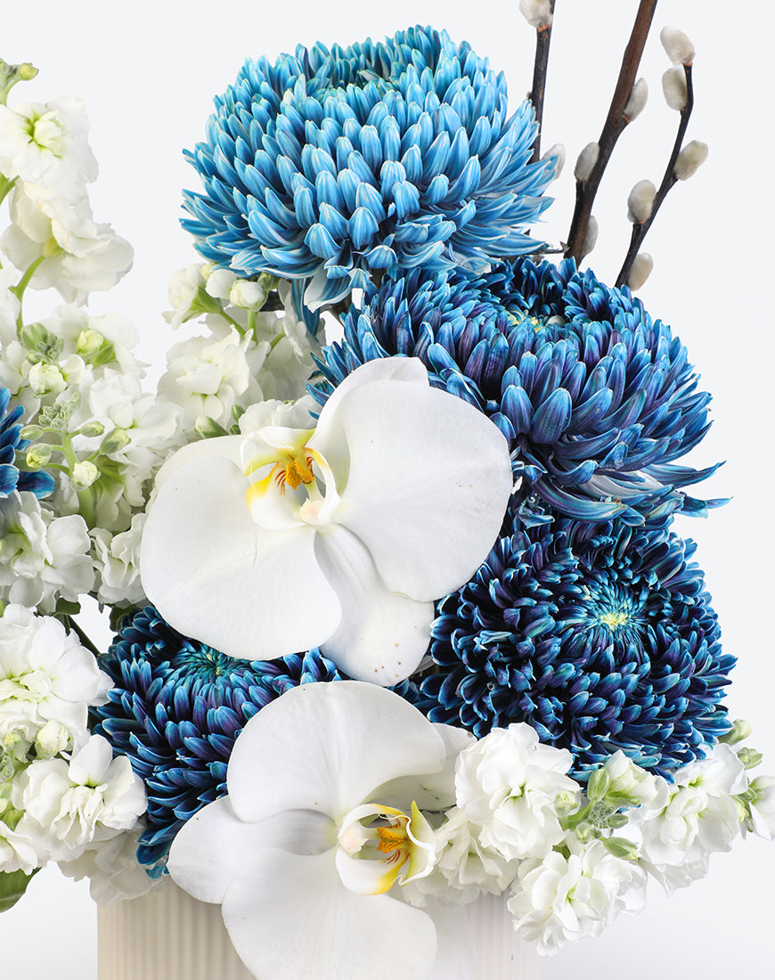 White Serenity Flower Vase - Image 4