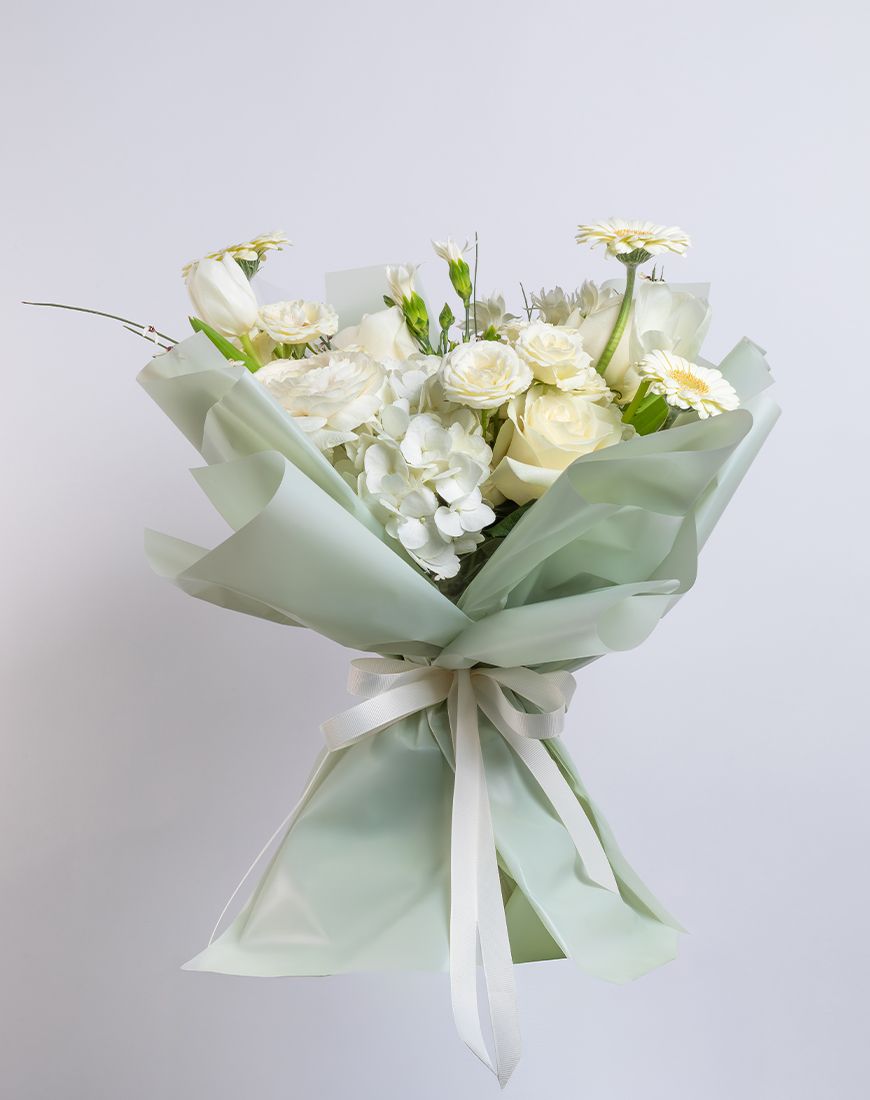 Picture of White Elegance Bouquet