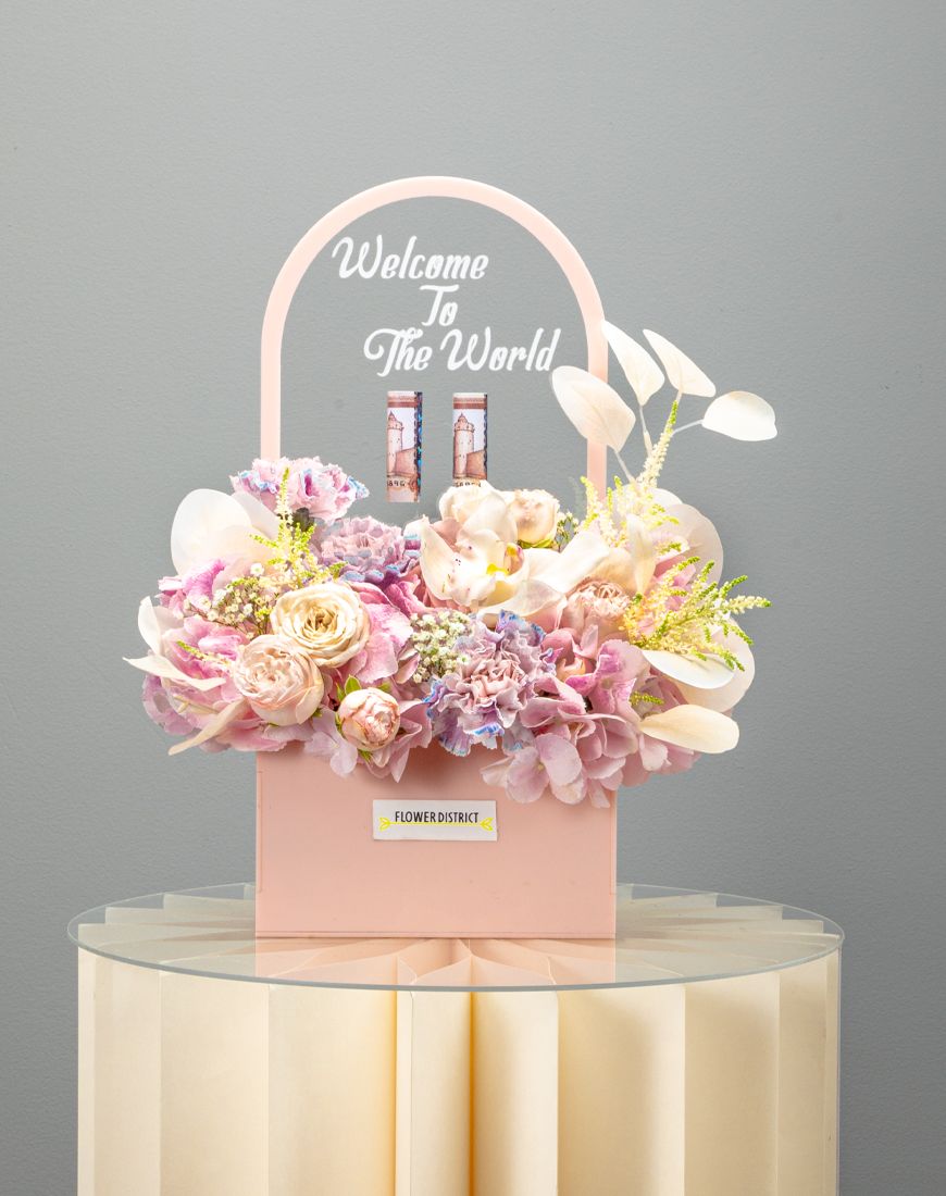 Picture of New Born Baby Girl Flower Gift