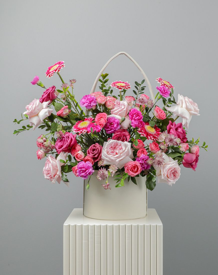 Picture of Leather Round Box Pink Flowers
