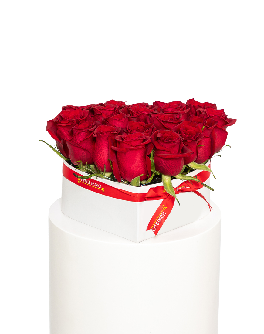 Picture of Ruby Heart Valentine's Day Special Small Flower Box