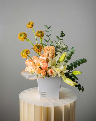 Ranunculus Gift Box