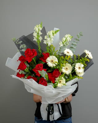 Gerbera Cream Bouquet